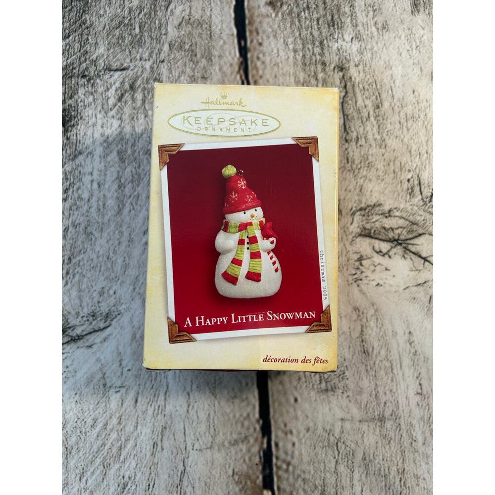 HALLMARK KEEPSAKE ORNAMENT - 2005 “A Happy Little Snowman”